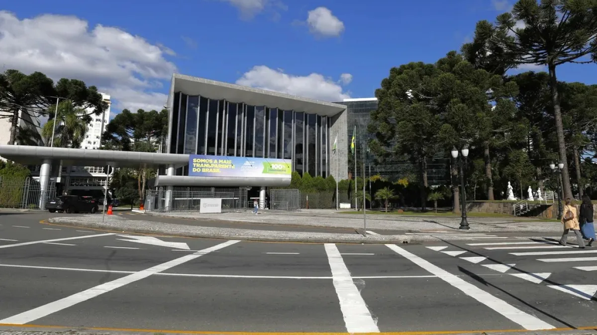 ALEP pauta utilidade pública para entidade de Foz e projeto sobre taxas de cartórios nesta segunda
