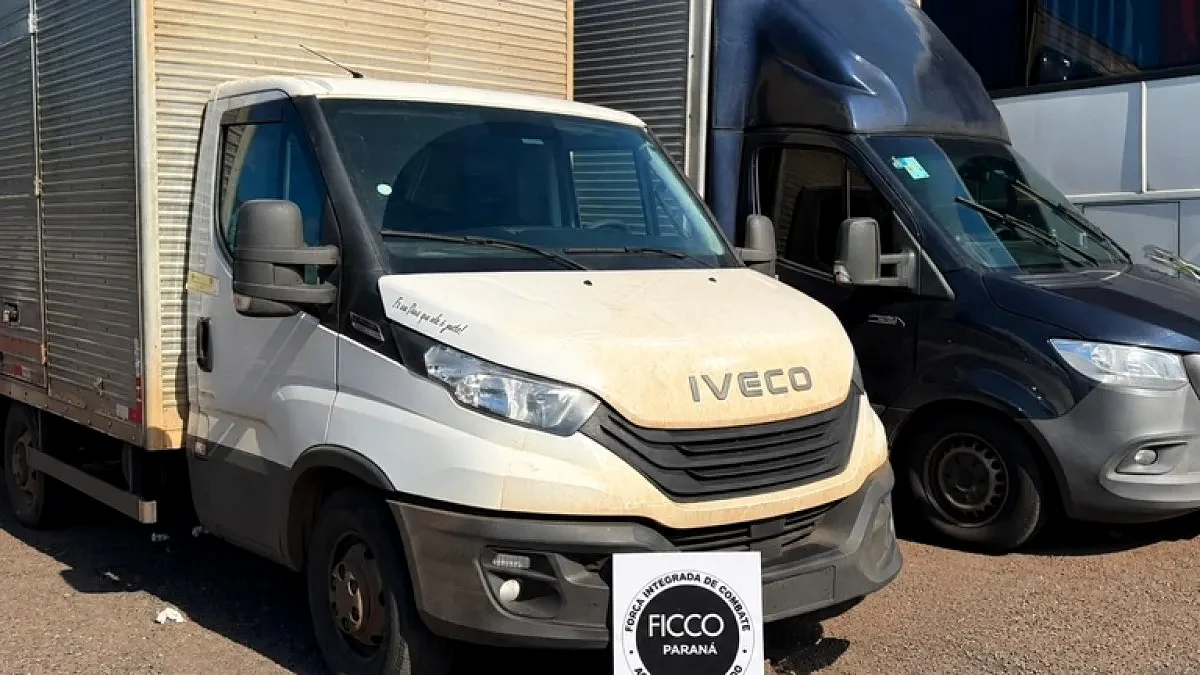 FICCO/PR apreende 995 garrafas de vinho e dois caminhões em Foz