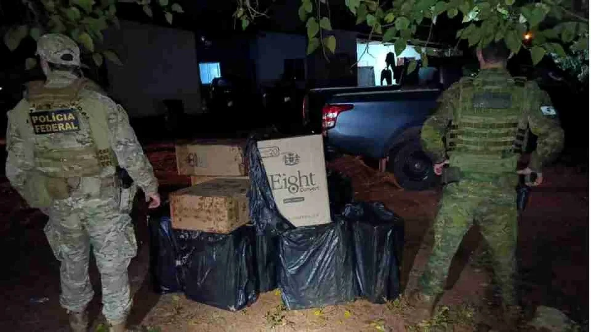 PF e PM apreendem 13 mil maços de cigarro em Foz do Iguaçu