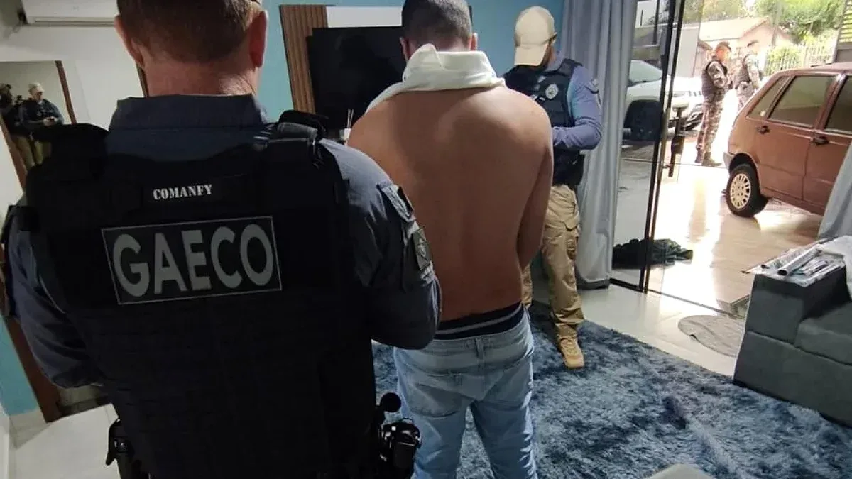 Operação do Gaeco contra suspeitos ligados ao PCC prende quatro e mira 15 investigados em Foz e São Paulo