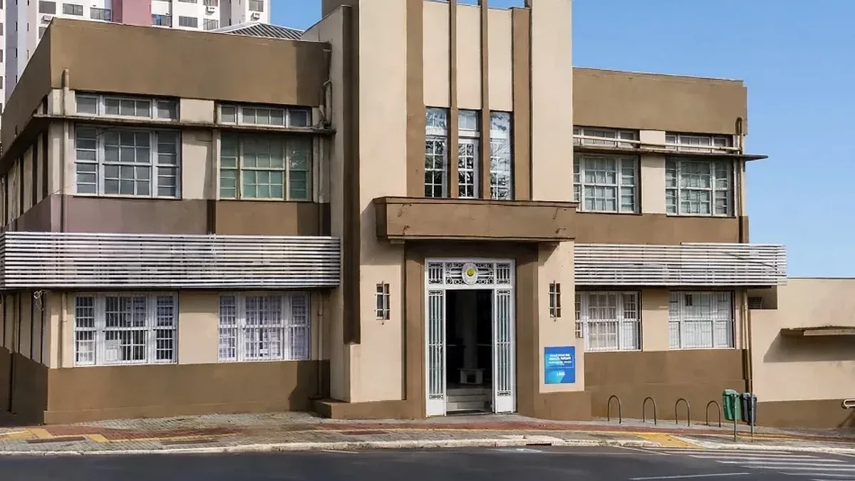 Decisão judicial leva Prefeitura de Foz a divulgar novo resultado de concurso público