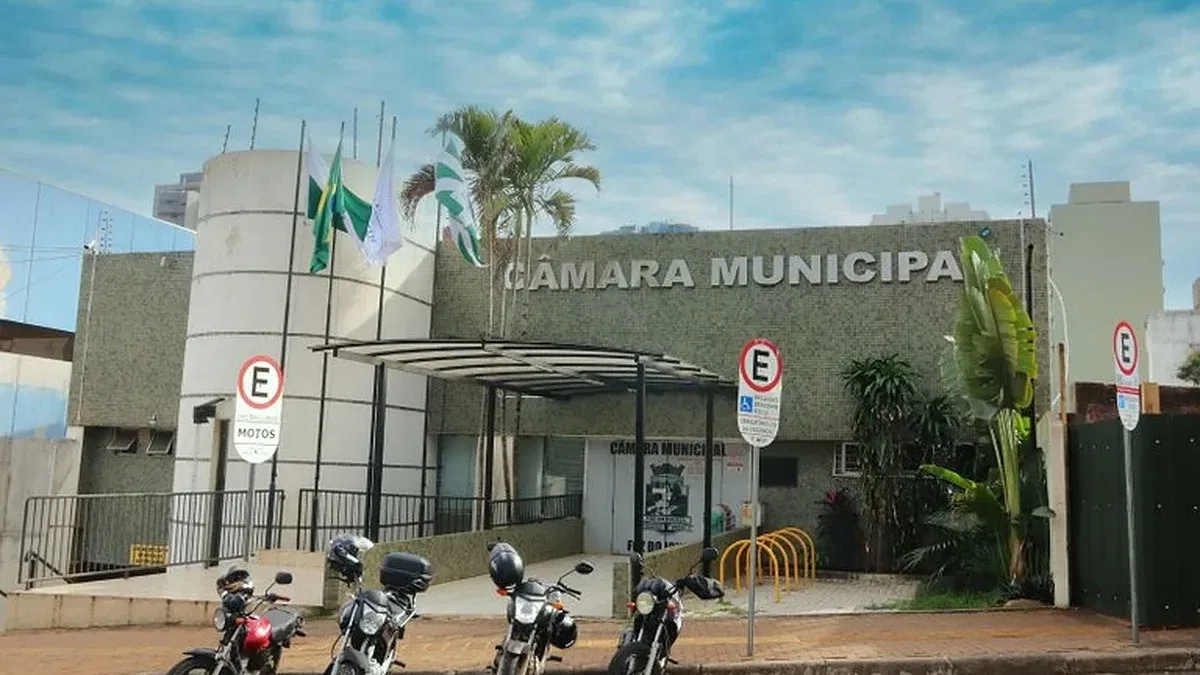 Pauta da Câmara de Foz prevê debate sobre meio ambiente, amamentação e regras internas