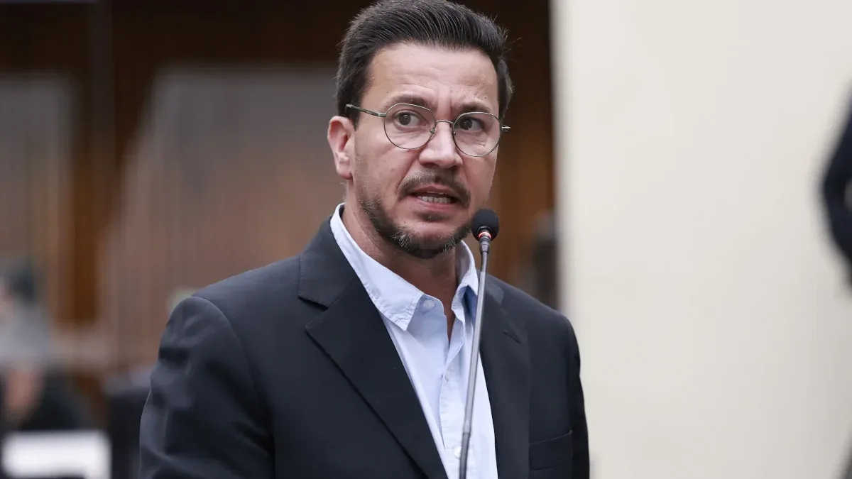 Oposição cobra explicações sobre déficit projetado e renúncias fiscais em audiência na Assembleia do Paraná