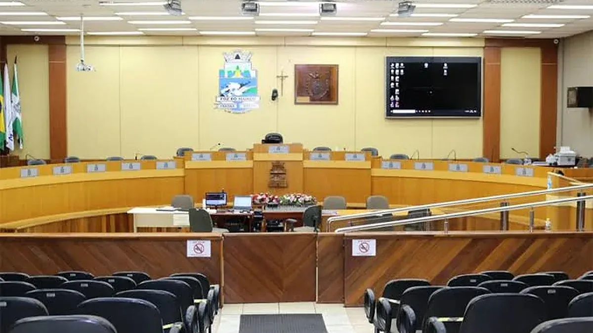 Sessão extraordinária da Câmara de Foz registra propostas de suplementação orçamentária e projeto sobre conselho do esporte sem votação