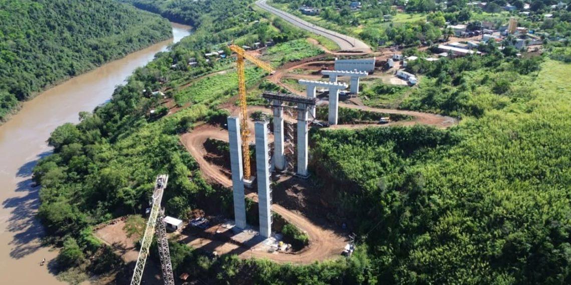 Contratos dos acessos da Ponte da Integração acumulam R$ 168 milhões em ampliações e reajustes no Paraguai
