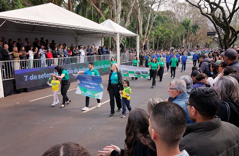 Trânsito terá interdições na Avenida Paraná a partir de sexta-feira para desfile de 7 de Setembro