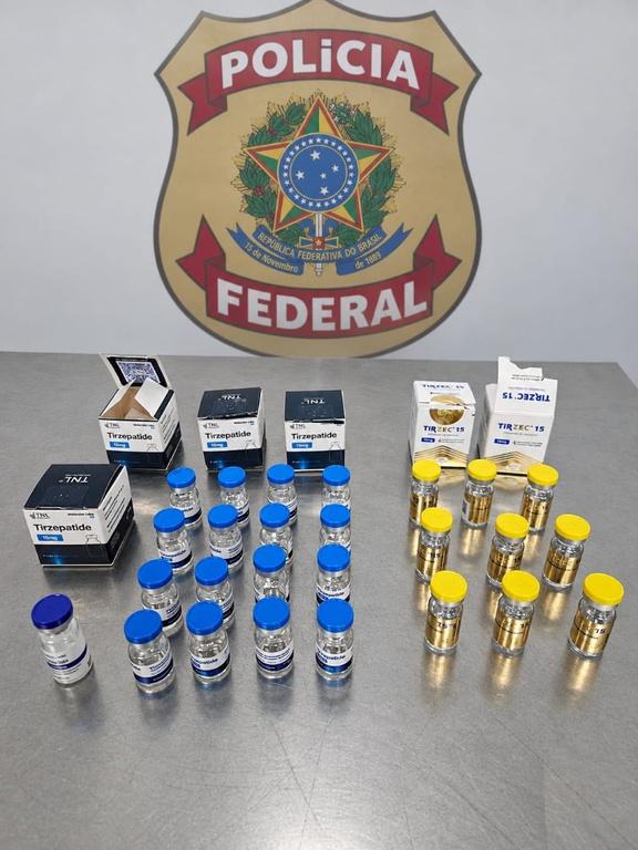 Passageiro que saiu de Foz é preso no Galeão com 26 frascos de tirzepatida comprados no Paraguai
