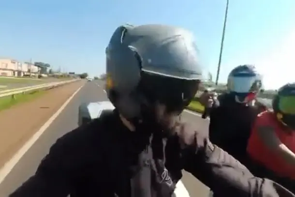 Dupla armada tenta roubar motociclista na BR-277 e fuga provoca situação de risco em Foz
