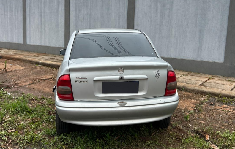Rocam recupera veículo com alerta de furto ou roubo no Parque Presidente, em Foz