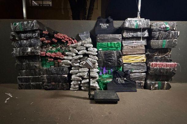 Polícia apreende 825 kg de maconha em casa no Porto Meira; jovem de 19 anos é preso