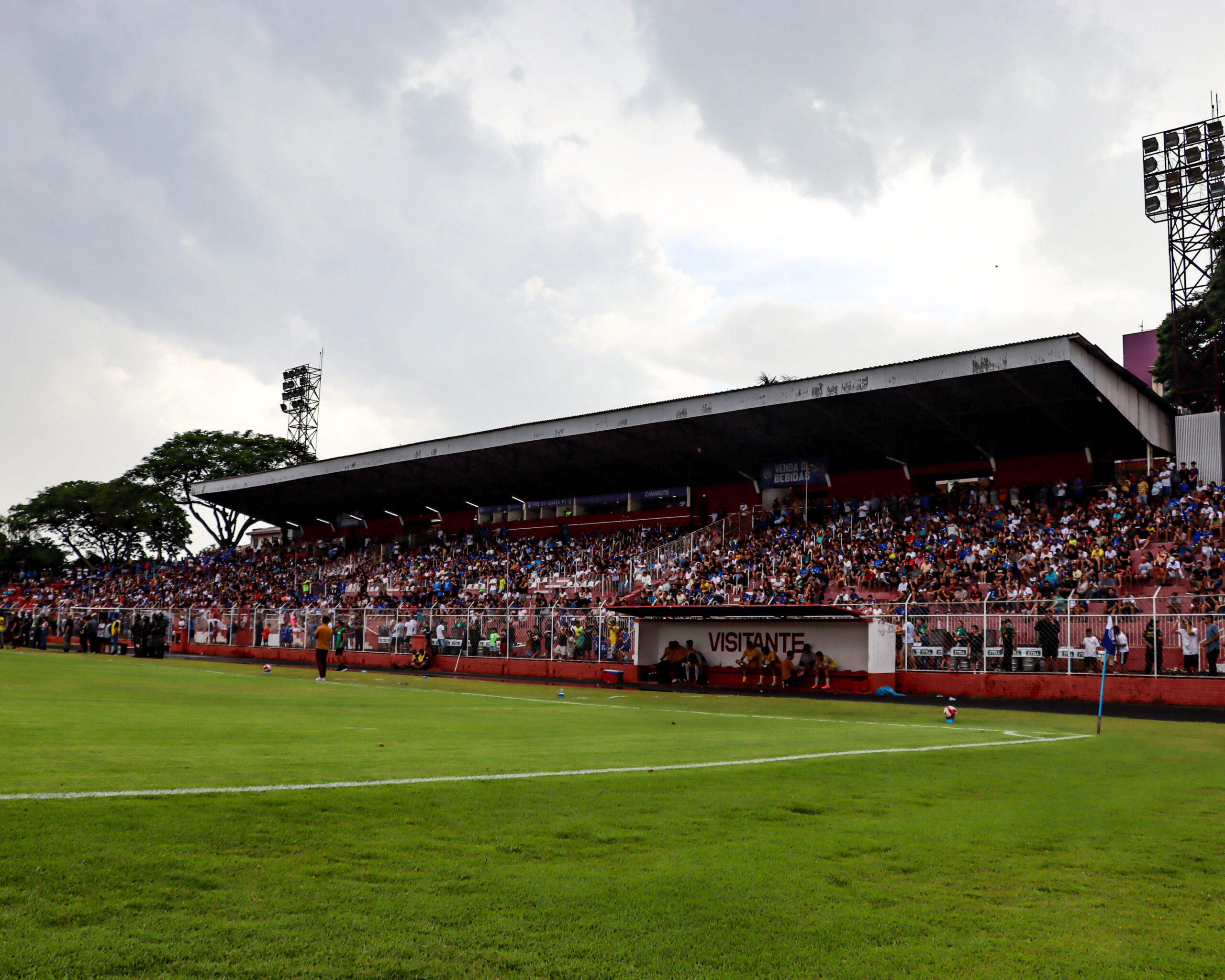 Foz enfrenta o Athletico neste domingo pela Copa Paraná; ingressos já estão à venda