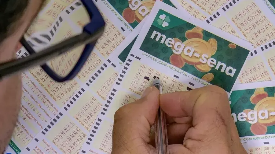 Três apostas de Foz acertam a quadra da Mega-Sena; prêmio acumula em R$ 38 milhões
