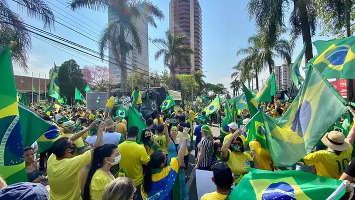 Ato em apoio a Flávio Bolsonaro é anunciado em Foz do Iguaçu