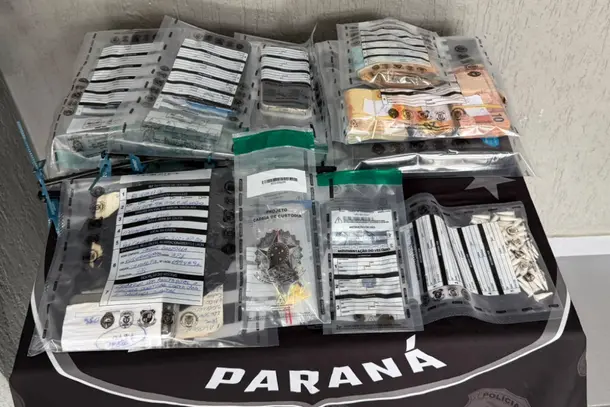 Operação da Denarc prende cinco e desmonta pontos de venda de drogas em Foz do Iguaçu