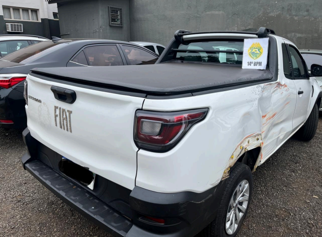 Fiat Strada roubada é recuperada minutos depois no Jardim Jupira, em Foz