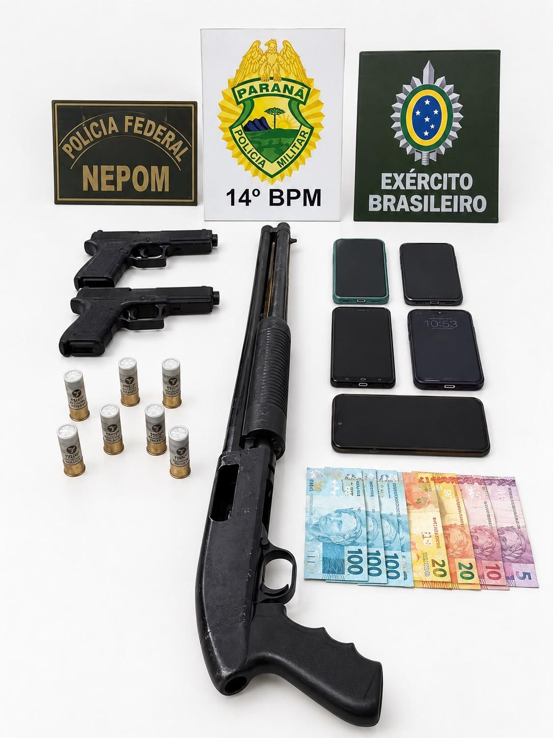 Cinco são presos com espingarda e simulacros; grupo teria relatado plano de roubo na BR-277