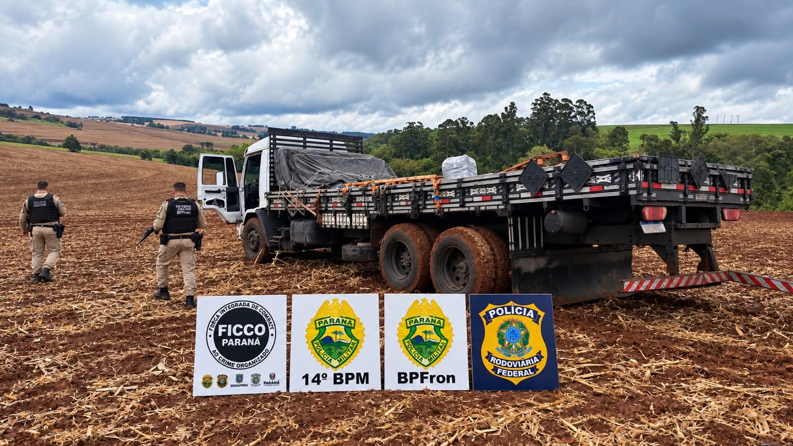 Motorista abandona caminhão com mais de uma tonelada de maconha na BR-277, em Matelândia