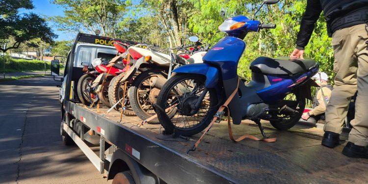 Operação Lei Seca recolhe oito veículos durante fiscalização em Foz do Iguaçu
